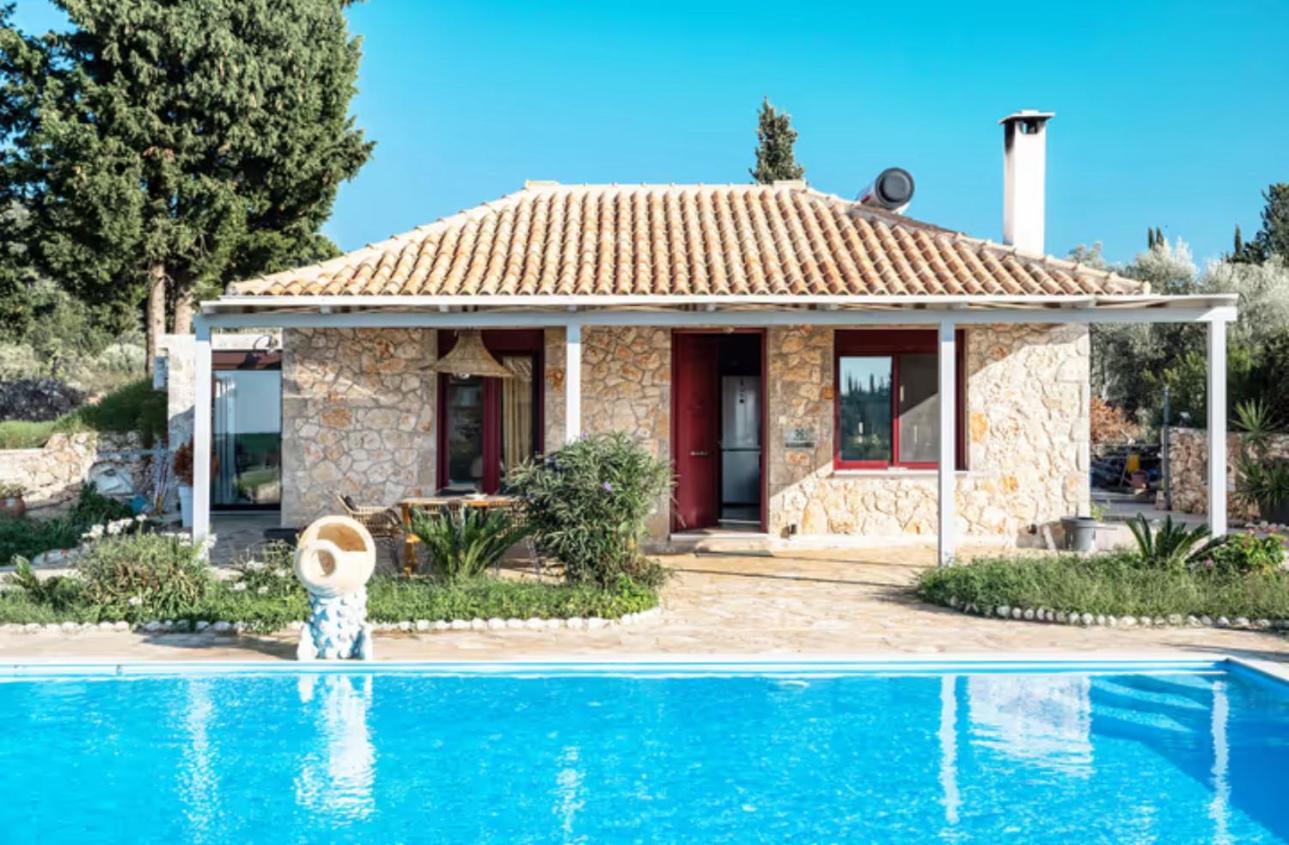 Key Villas Tsoukaladhes Exterior photo