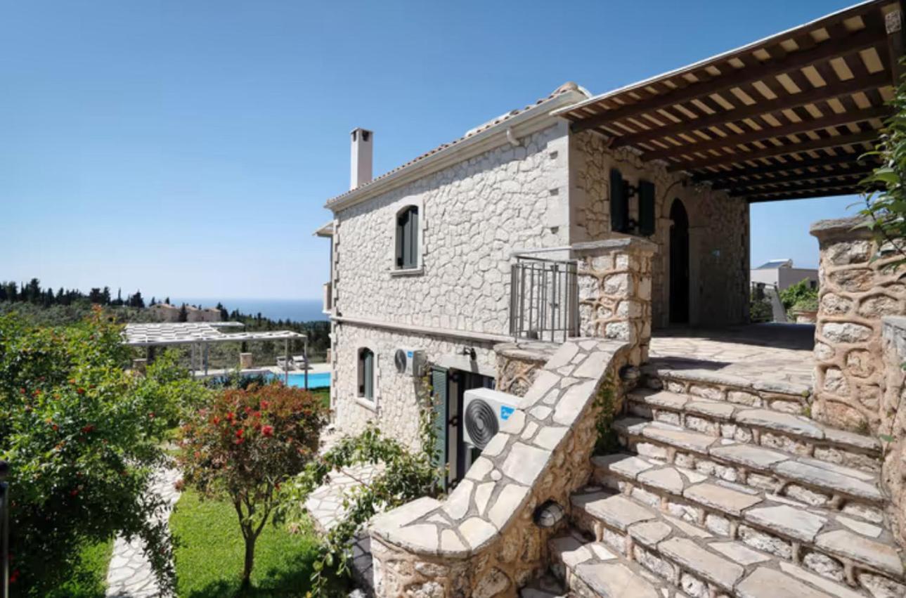 Key Villas Tsoukaladhes Exterior photo